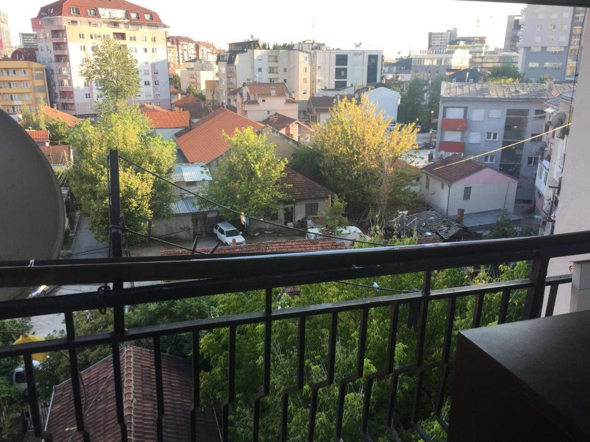 Central Apartment Pristina Eksteriør bilde